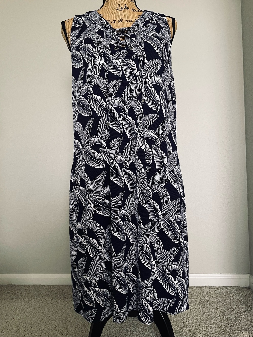 Tommy Bahama Island Cays Navy Blue Palms Lace Up Spa Dress - Picture 2 of 8